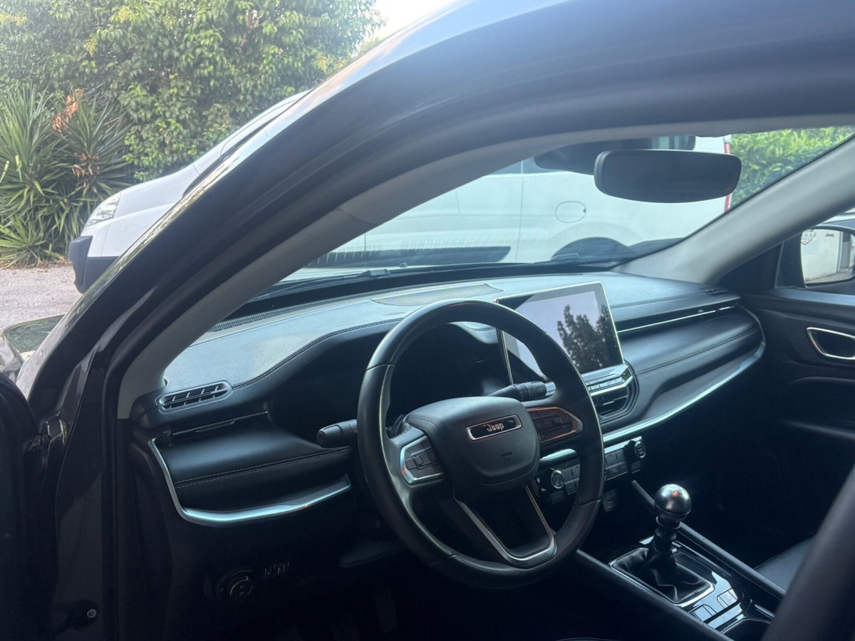 Jeep Compass 1.6 Multijet II 2WD Limited (5)