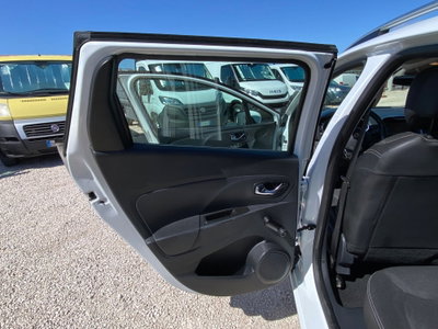Renault Clio Sporter 1.5 dCi 8V 75CV Live (10)