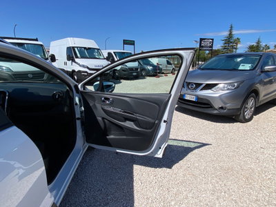 Renault Clio Sporter 1.5 dCi 8V 75CV Live (15)