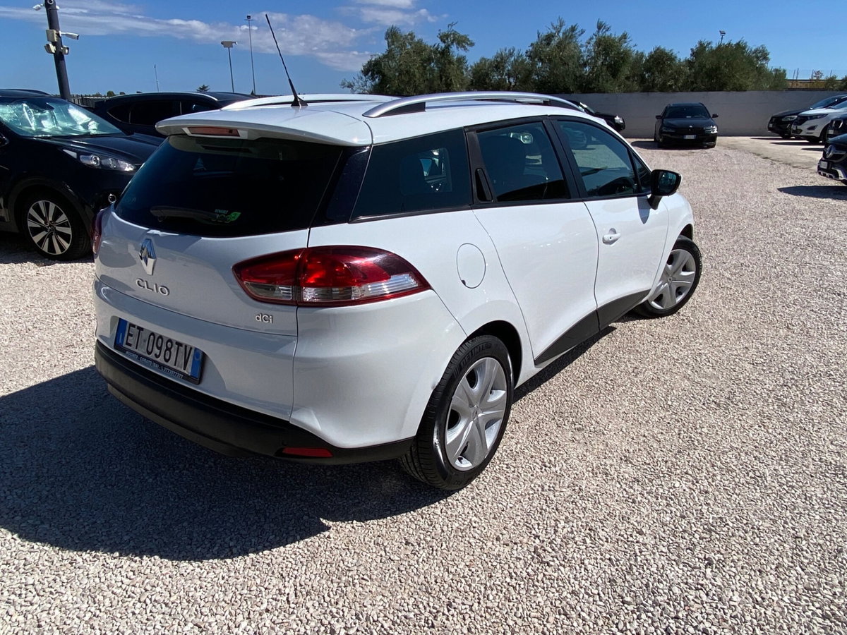 Renault Clio Sporter 1.5 dCi 8V 75CV Live (3)