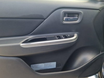 Mitsubishi L200 2.3 D Club Cab 4x4 Easy Select Invite Connect (12)