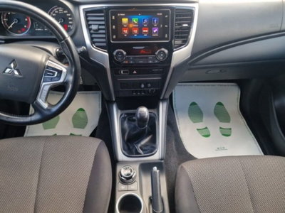 Mitsubishi L200 2.3 D Club Cab 4x4 Easy Select Invite Connect (16)