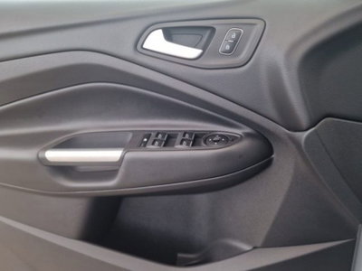 Ford Kuga 2.0 TDCI 120 CV S&S 2WD Powershift Business (12)