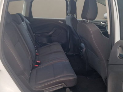 Ford Kuga 2.0 TDCI 120 CV S&S 2WD Powershift Business (19)