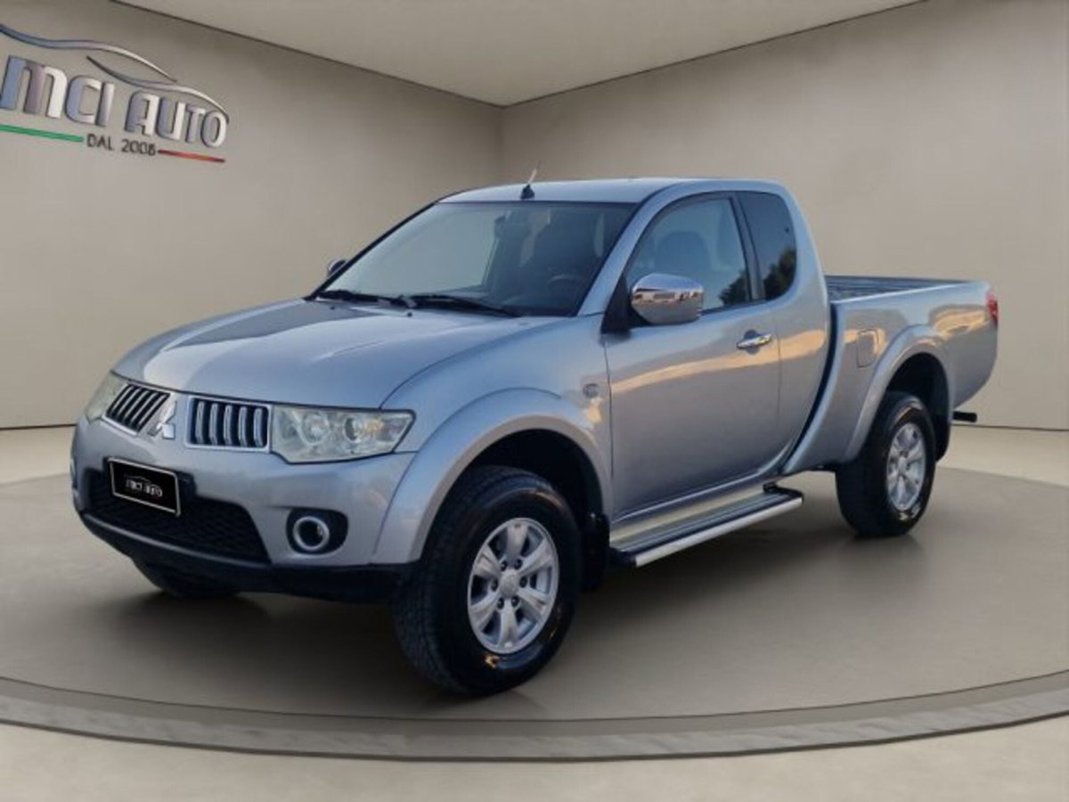 Mitsubishi L200 2.5 DI-D/136CV Club Cab Invite DPF