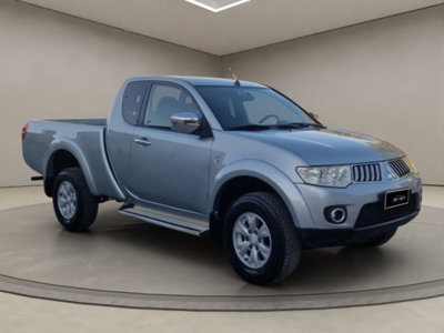 Mitsubishi L200 2.5 DI-D/136CV Club Cab Invite DPF (7)