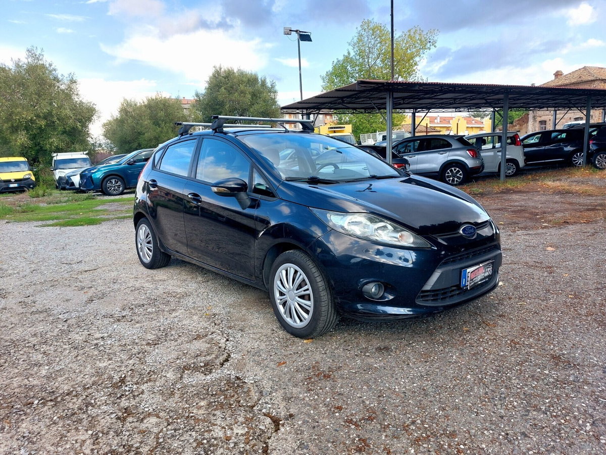 Ford Fiesta 1.4 TDCi 5p. Ambiente (11)