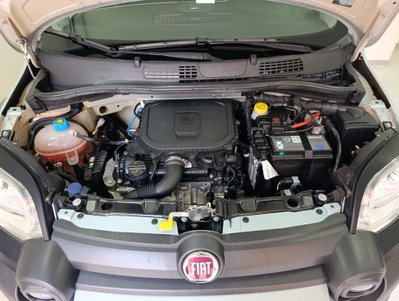 Fiat Panda 1.0 FireFly S&S Hybrid City Cross (15)