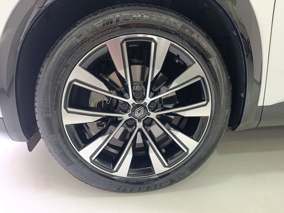 Renault Austral 1.2 full hybrid Techno 200cv auto (9)