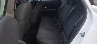 Jaguar E-Pace 2.0D 150 CV (12)