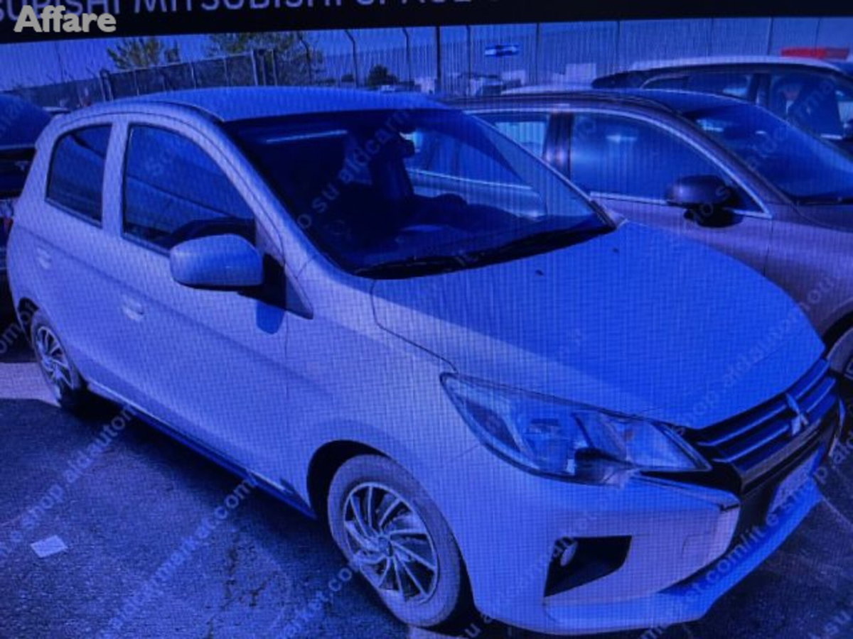 Mitsubishi Space Star 1.2 Intense SDA (2)
