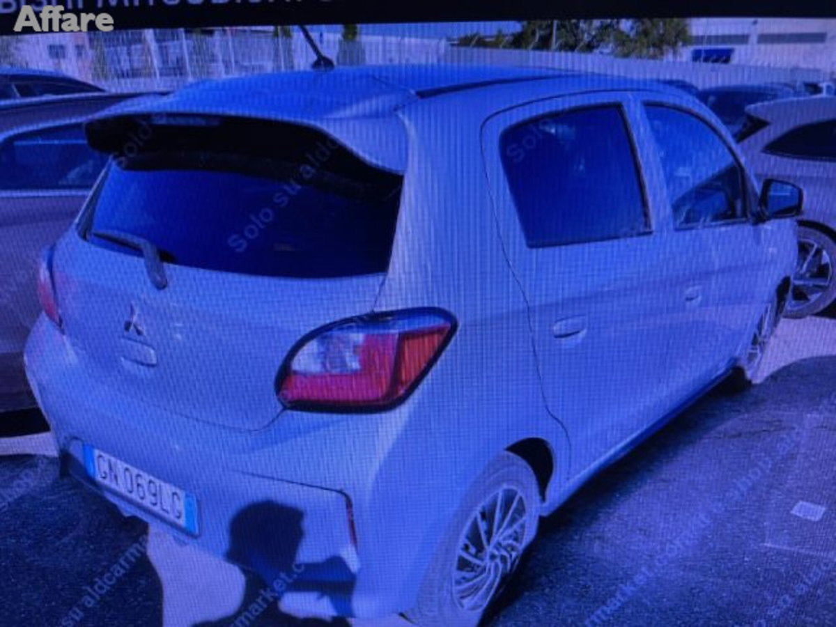 Mitsubishi Space Star 1.2 Intense SDA (4)