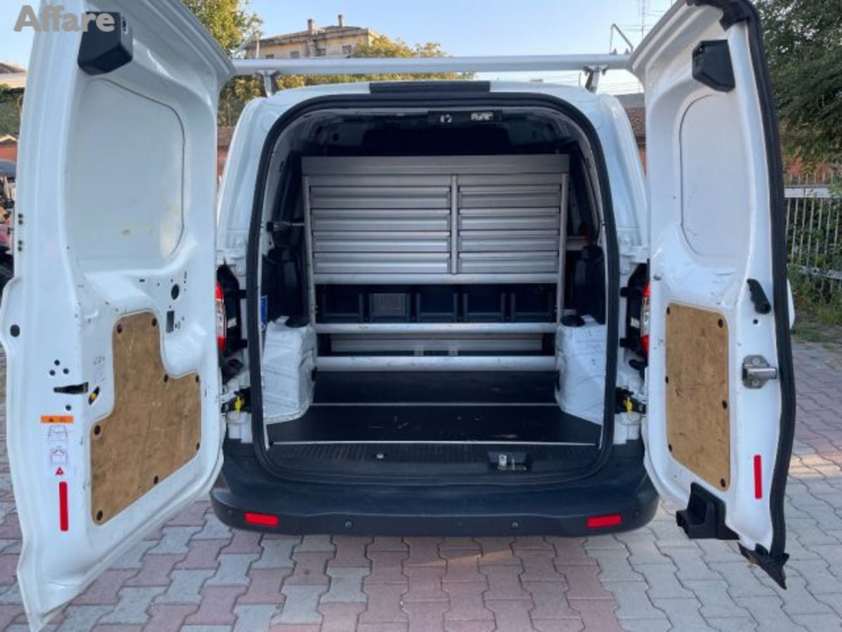 Ford Transit Courier 1.5 TDCi 75CV  Trend (12)