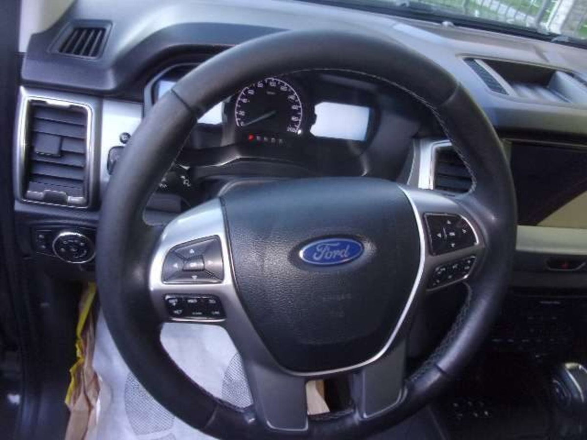 Ford Ranger Pick-up Ranger 2.0 TDCi 213CV DC Limited 5 posti (17)