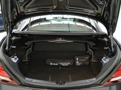 Mercedes-Benz SLC 180 AMG line (10)