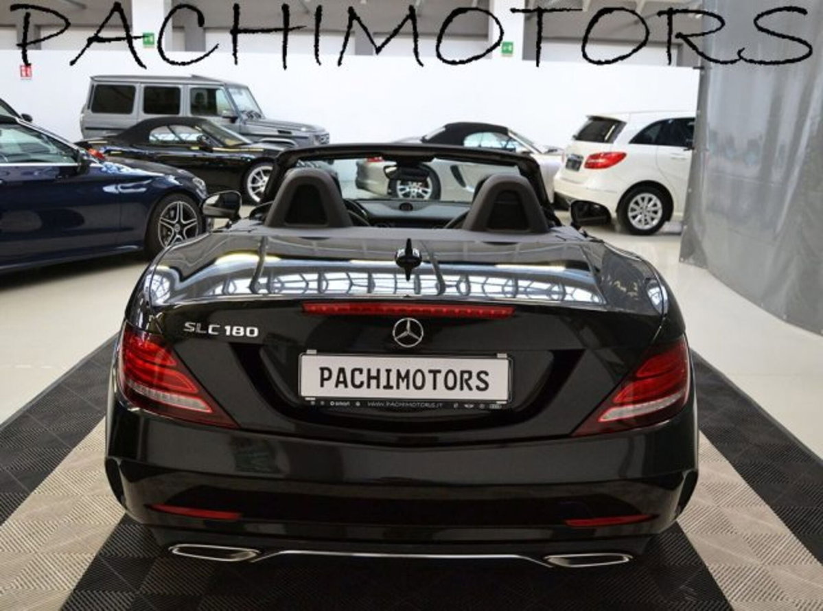 Mercedes-Benz SLC 180 AMG line (14)