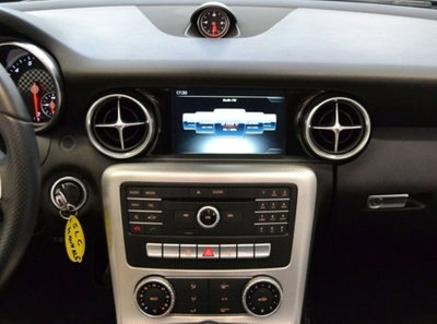 Mercedes-Benz SLC 180 AMG line (5)