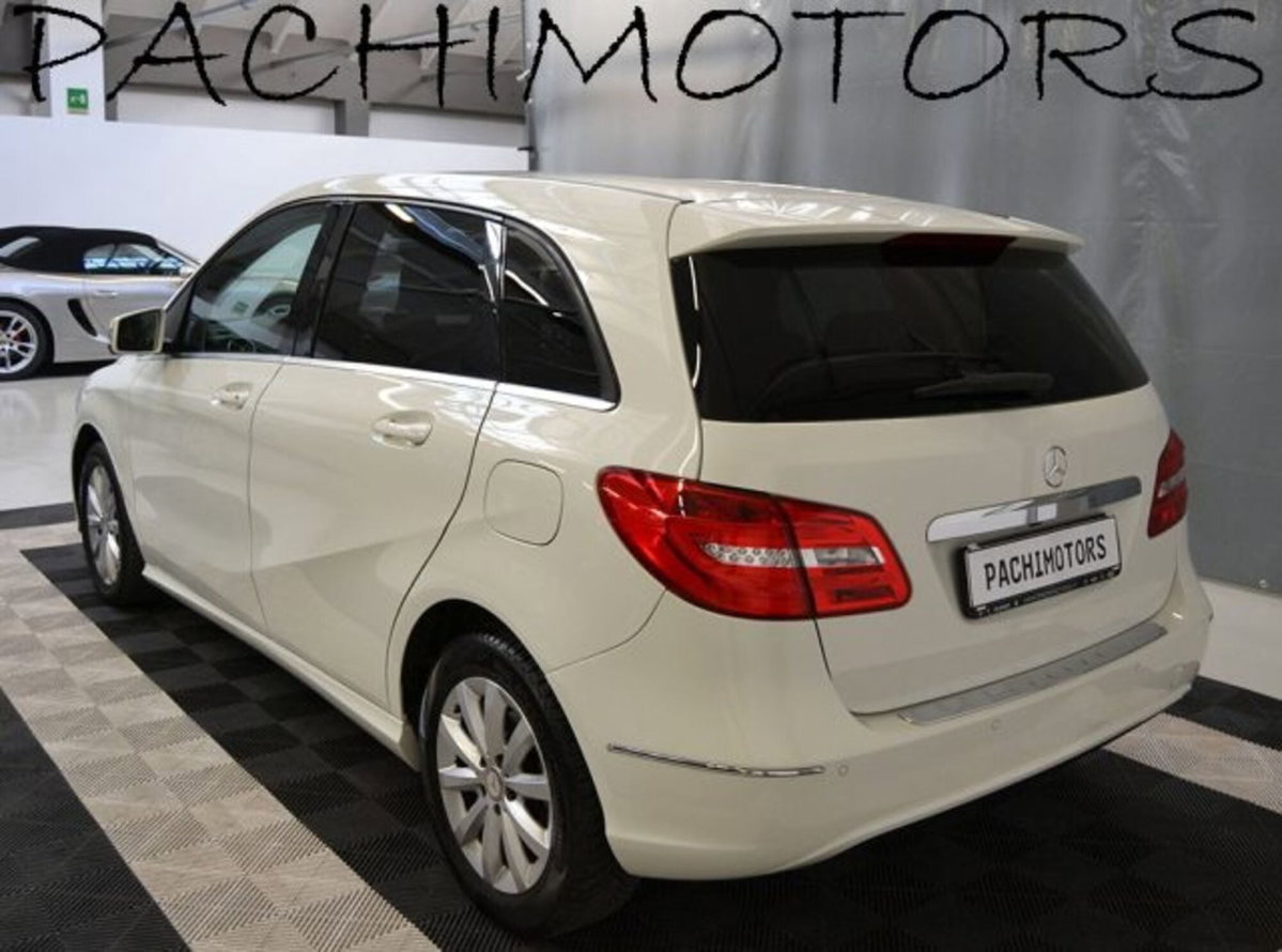 Mercedes-Benz Classe B 180 Sport (15)