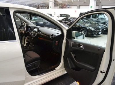 Mercedes-Benz Classe B 180 Sport (4)