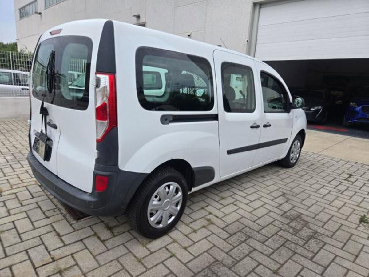 Renault Kangoo Blue dCi 115CV Express Maxi Furgone Ice Plus (8)