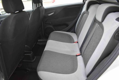 Fiat Punto 1.4 8V 5 porte Easypower Lounge (11)