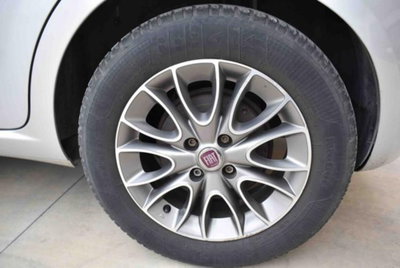 Fiat Punto 1.4 8V 5 porte Easypower Lounge (18)