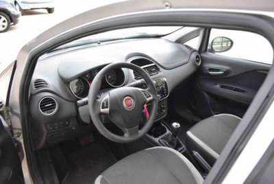 Fiat Punto 1.4 8V 5 porte Easypower Lounge (6)