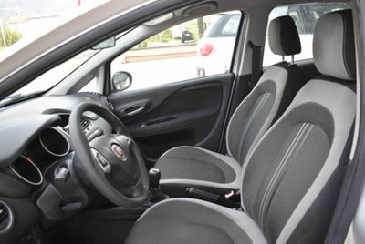 Fiat Punto 1.4 8V 5 porte Easypower Lounge (7)