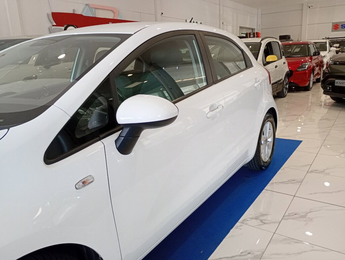 Kia Rio 1.2 CVVT 5p. Cool (10)