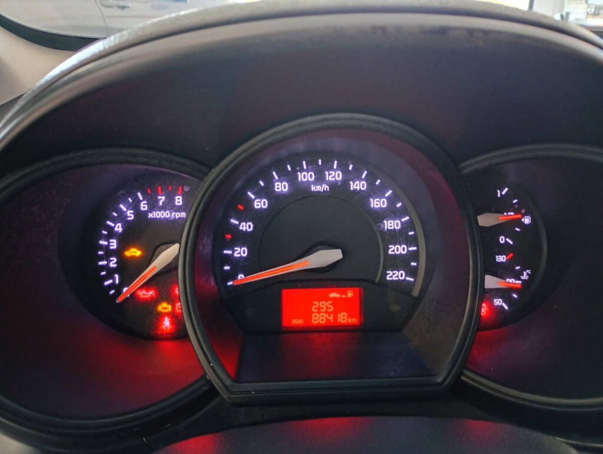 Kia Rio 1.2 CVVT 5p. Cool (19)