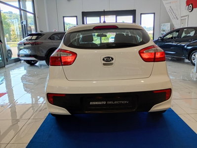 Kia Rio 1.2 CVVT 5p. Cool (5)