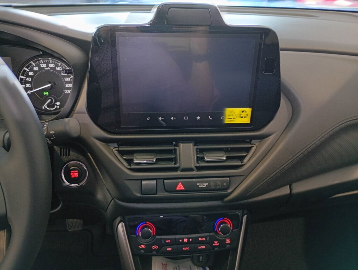 Suzuki S-Cross 1.4 Hybrid Easy (14)