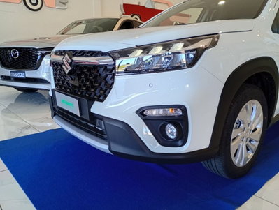Suzuki S-Cross 1.4 Hybrid Easy (2)