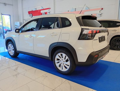 Suzuki S-Cross 1.4 Hybrid Easy (4)