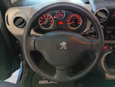Peugeot Partner 1.6 HDi 115CV Outdoor (13)