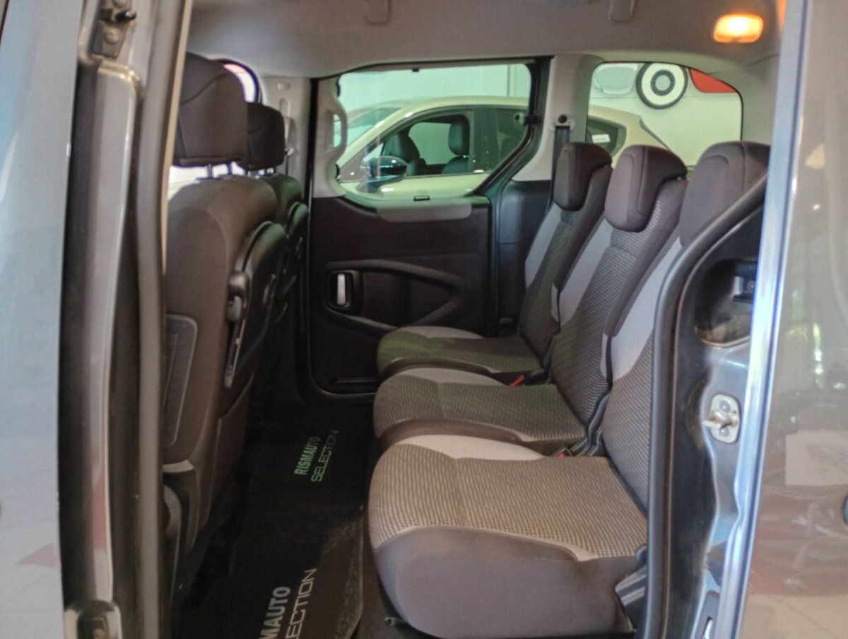 Peugeot Partner 1.6 HDi 115CV Outdoor (19)