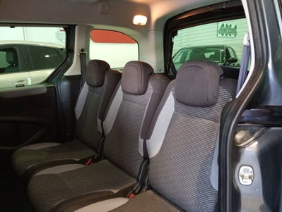 Peugeot Partner 1.6 HDi 115CV Outdoor (20)
