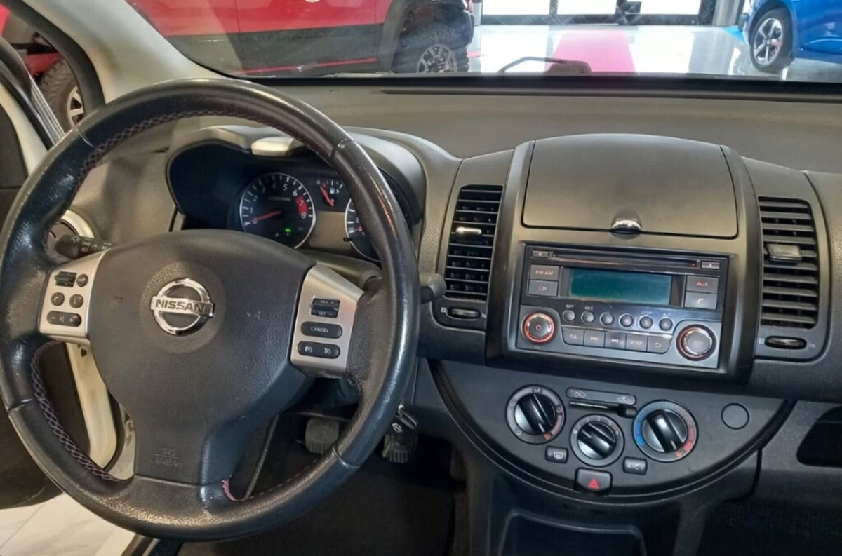 Nissan Note 1.4 16V Silver Edition (12)