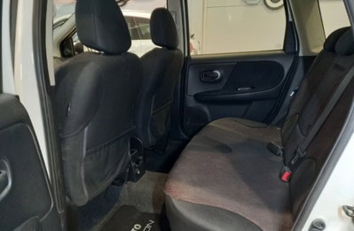 Nissan Note 1.4 16V Silver Edition (14)