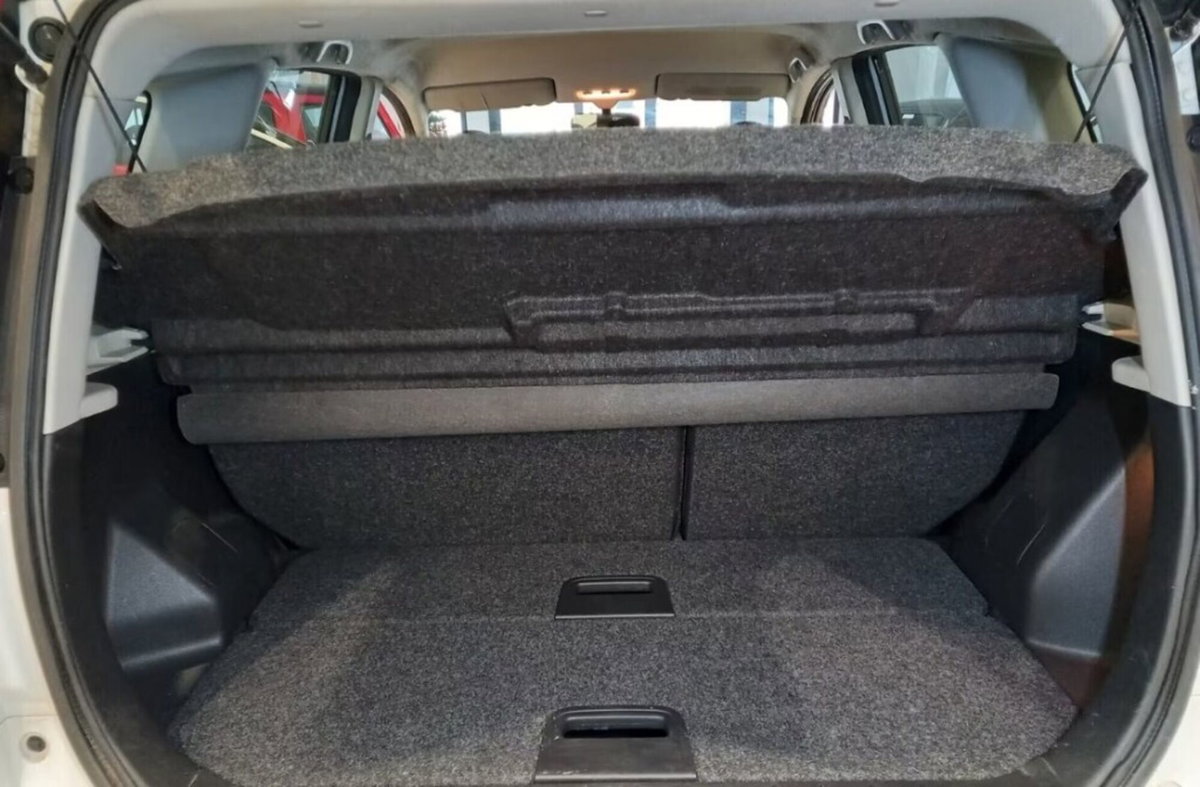 Nissan Note 1.4 16V Silver Edition (15)