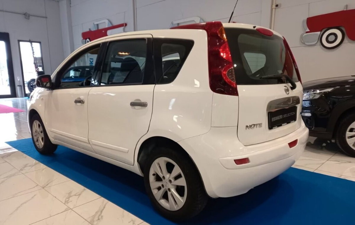 Nissan Note 1.4 16V Silver Edition (3)