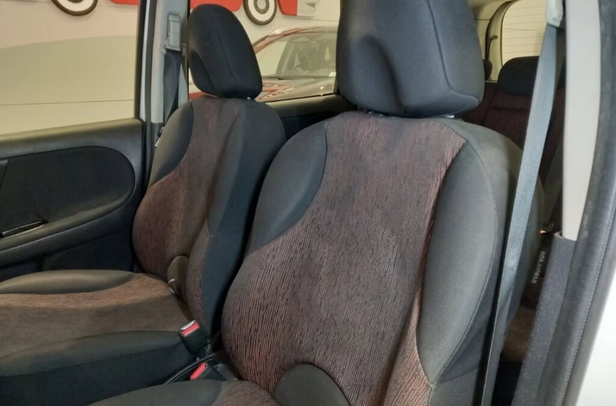 Nissan Note 1.4 16V Silver Edition (9)
