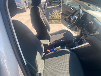 Volkswagen Polo 1.0 tsi Life 95cv (10)