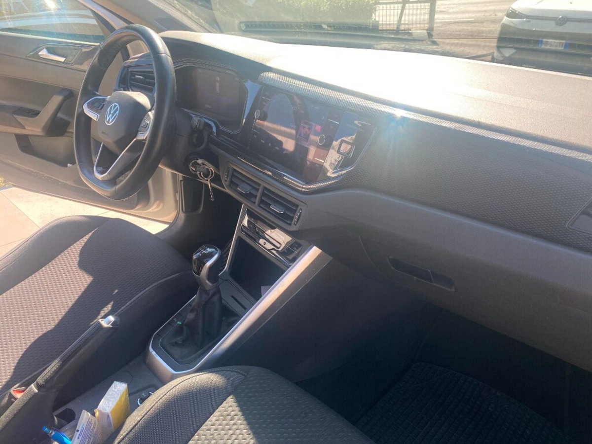 Volkswagen Polo 1.0 tsi Life 95cv (11)