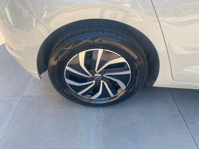 Volkswagen Polo 1.0 tsi Life 95cv (12)