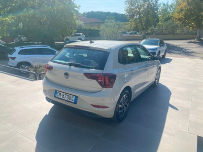 Volkswagen Polo 1.0 tsi Life 95cv (4)
