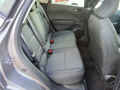 Renault Captur TCe 90 CV Equilibre (12)
