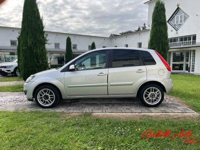 Ford Fiesta 1.4 TDCi 5p. Titanium (2)
