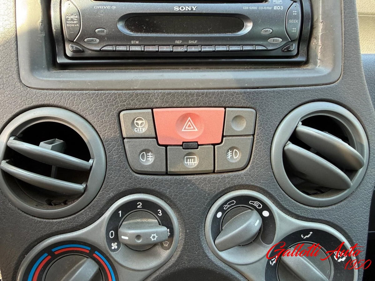 Fiat Panda 1.2 Active Natural Power (12)