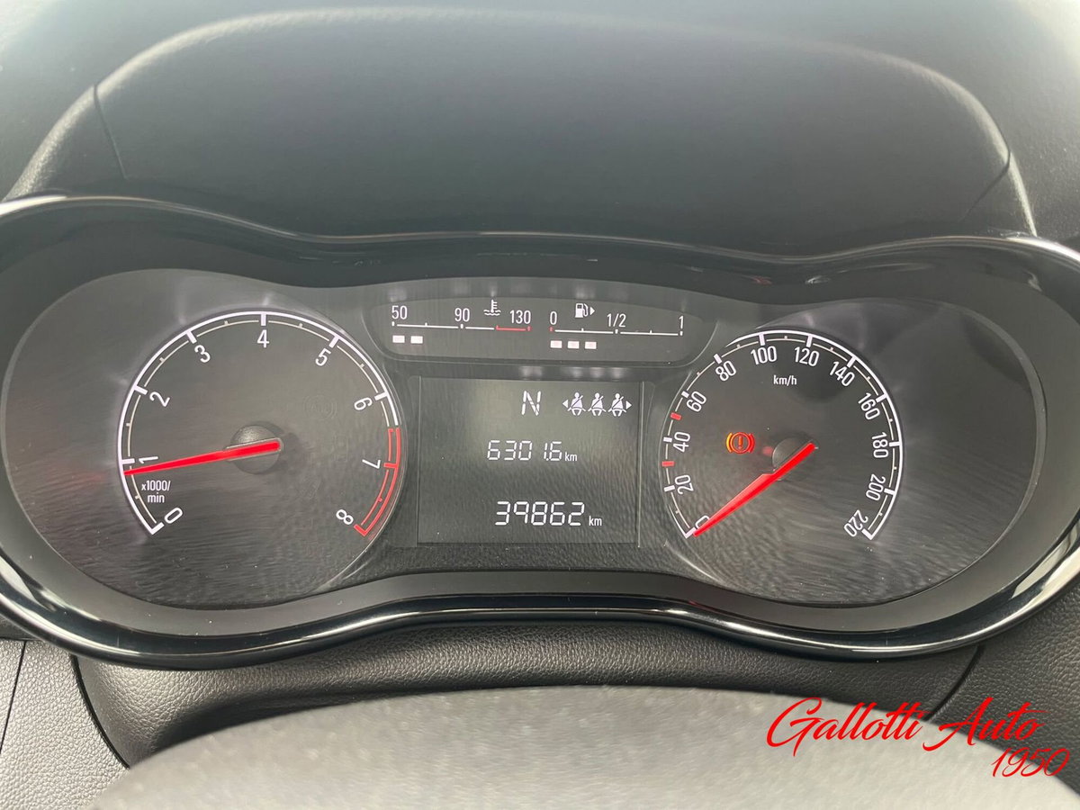 Opel Karl Rocks 1.0 75 CV (12)